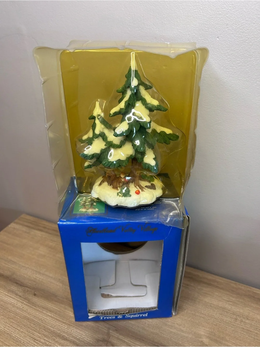 Vintage Blue Boxed Trees & Squirrel Figurine (green, cream, brown)